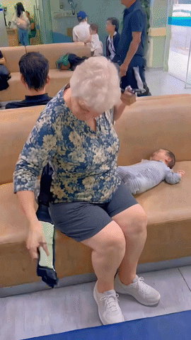 Mamie, bretelle Ulovel réglée sur elle